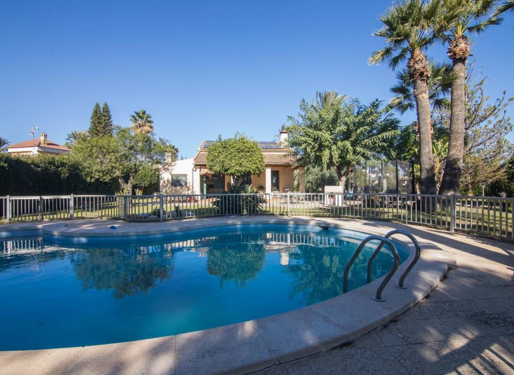 Segunda mano - Chalet - Elche - Torreta - Portalada