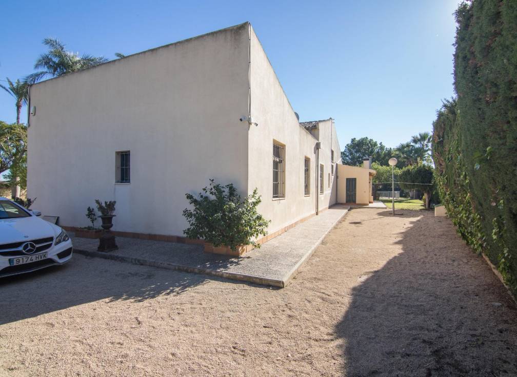 Segunda mano - Chalet - Elche - Torreta - Portalada