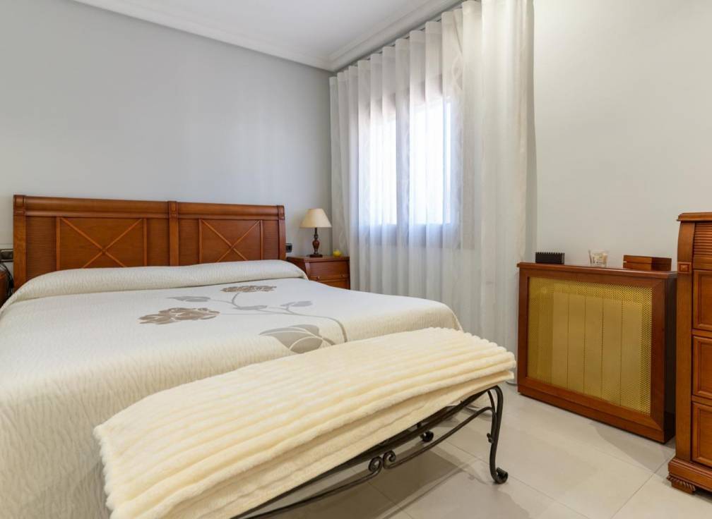 Segunda mano - Chalet - Hondón de las Nieves