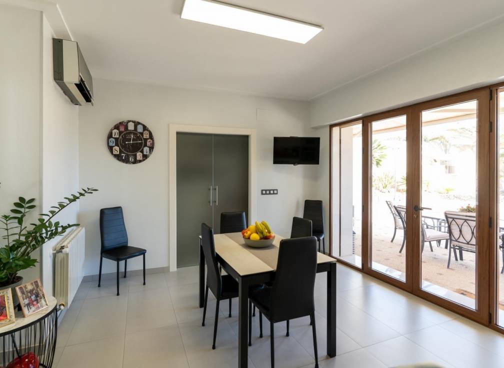 Segunda mano - Chalet - Hondón de las Nieves