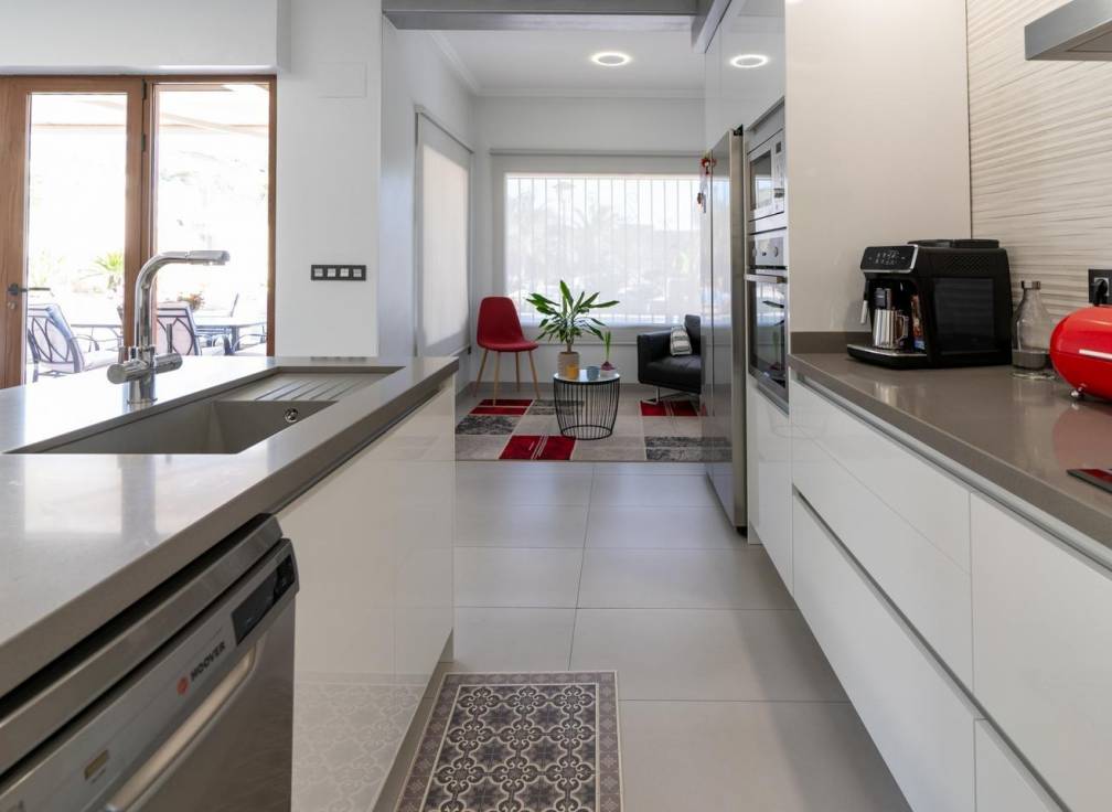 Segunda mano - Chalet - Hondón de las Nieves