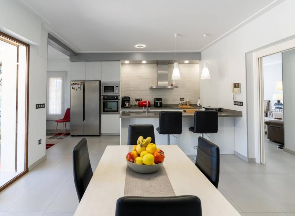 Segunda mano - Chalet - Hondón de las Nieves