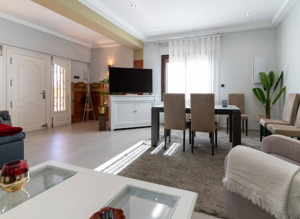 Segunda mano - Chalet - Hondón de las Nieves