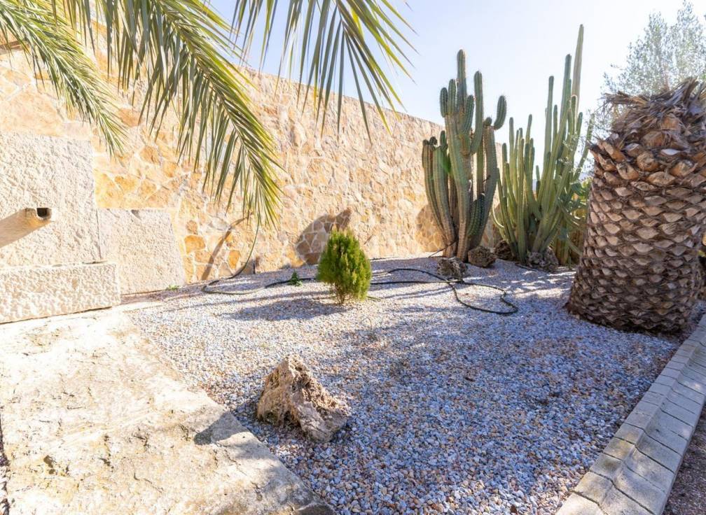 Segunda mano - Chalet - Hondón de las Nieves