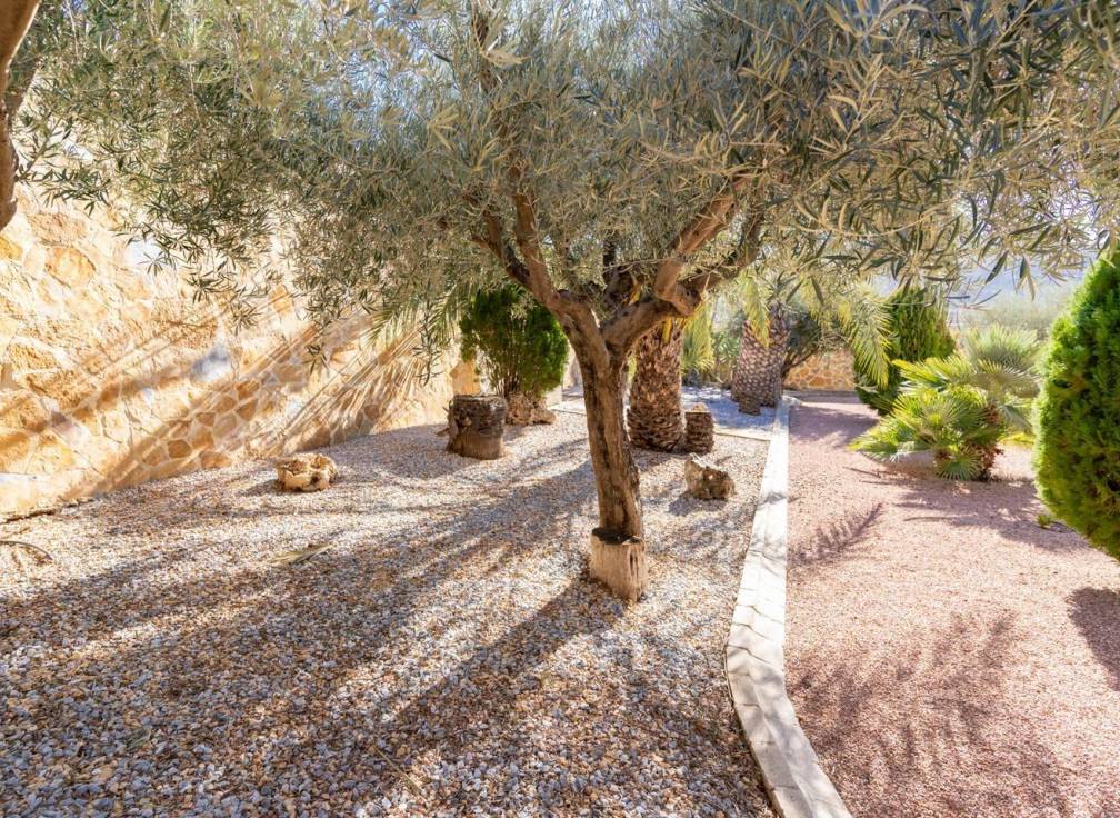 Segunda mano - Chalet - Hondón de las Nieves