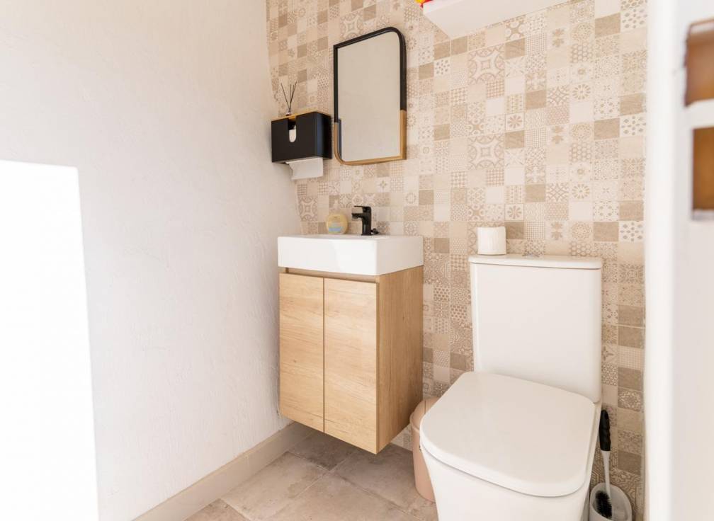 Segunda mano - Chalet - Hondón de las Nieves