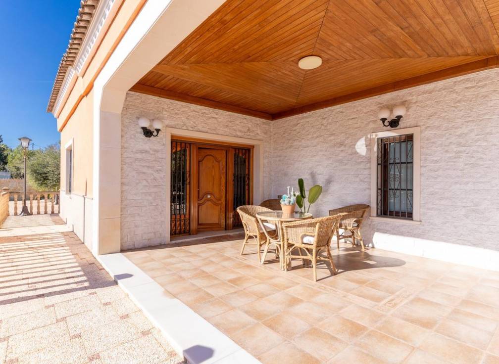 Segunda mano - Chalet - Hondón de las Nieves