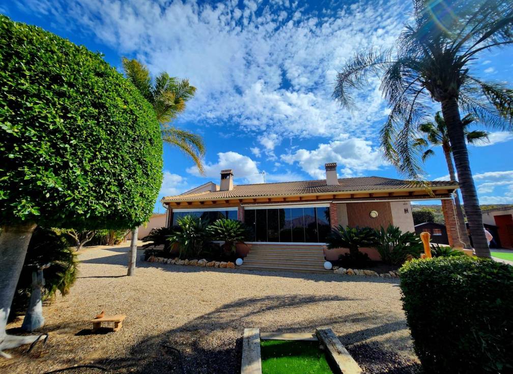 Segunda mano - Chalet - Jacarilla