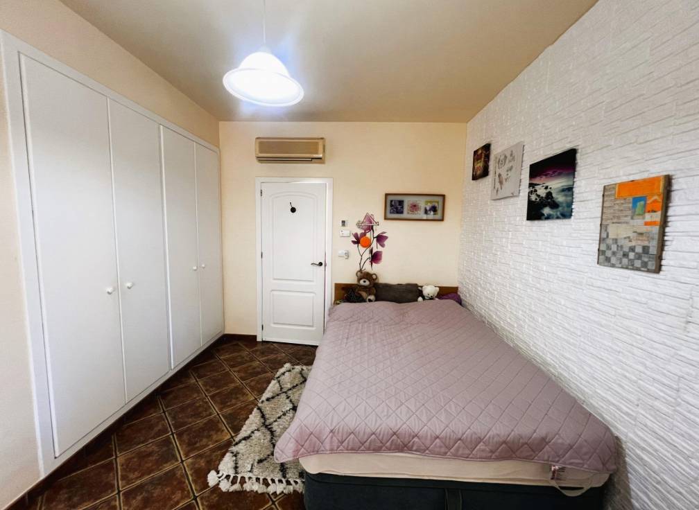 Segunda mano - Chalet - Jacarilla