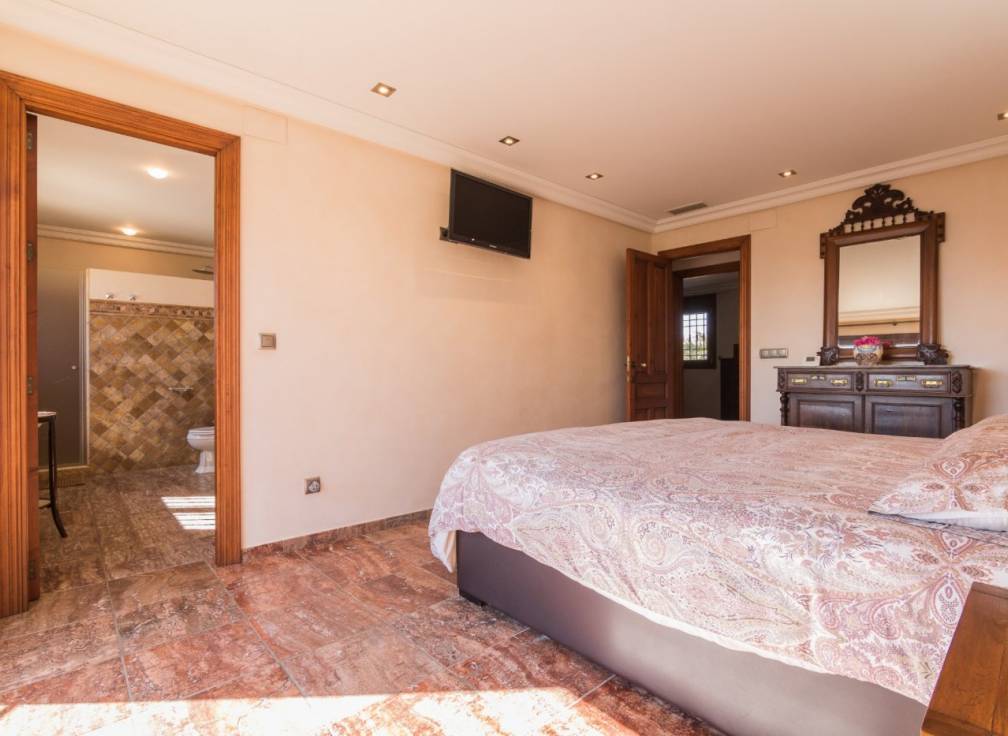 Segunda mano - Chalet - Peña las aguilas - PEÑA DE LAS AGUILAS