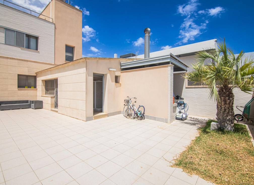Segunda mano - Chalet - Valverde (Alicante) - Valverde