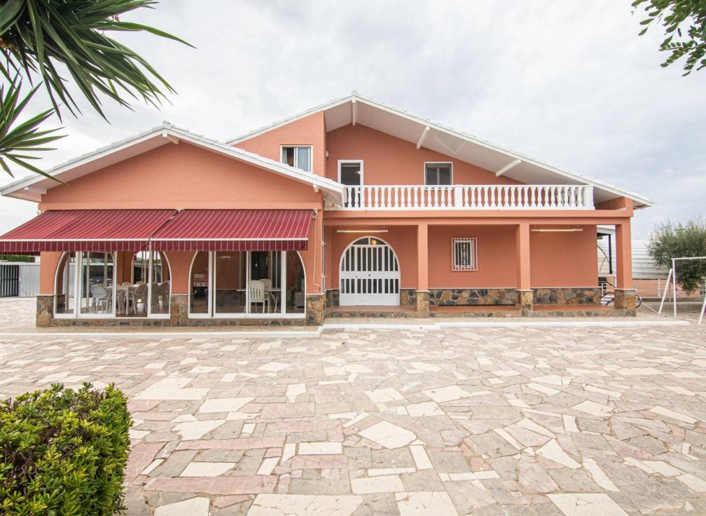 Segunda mano - Chalet - Valverde (Alicante) - Valverde