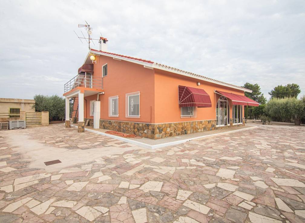 Segunda mano - Chalet - Valverde (Alicante) - Valverde