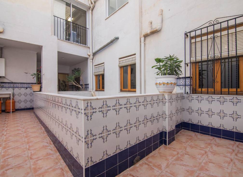 Segunda mano -  - Elche - Los Magros-Casablanca