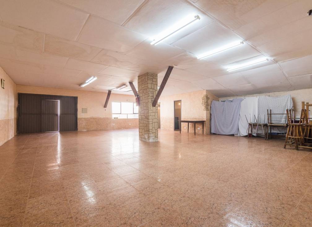 Segunda mano - Local comercial - Algueña