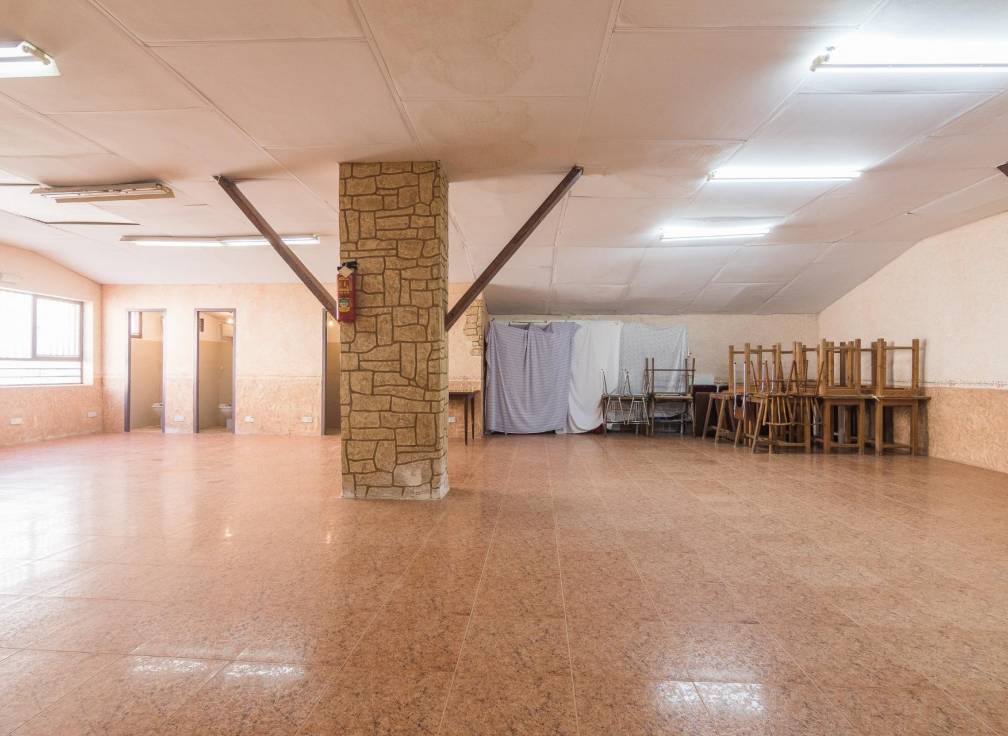 Segunda mano - Local comercial - Algueña