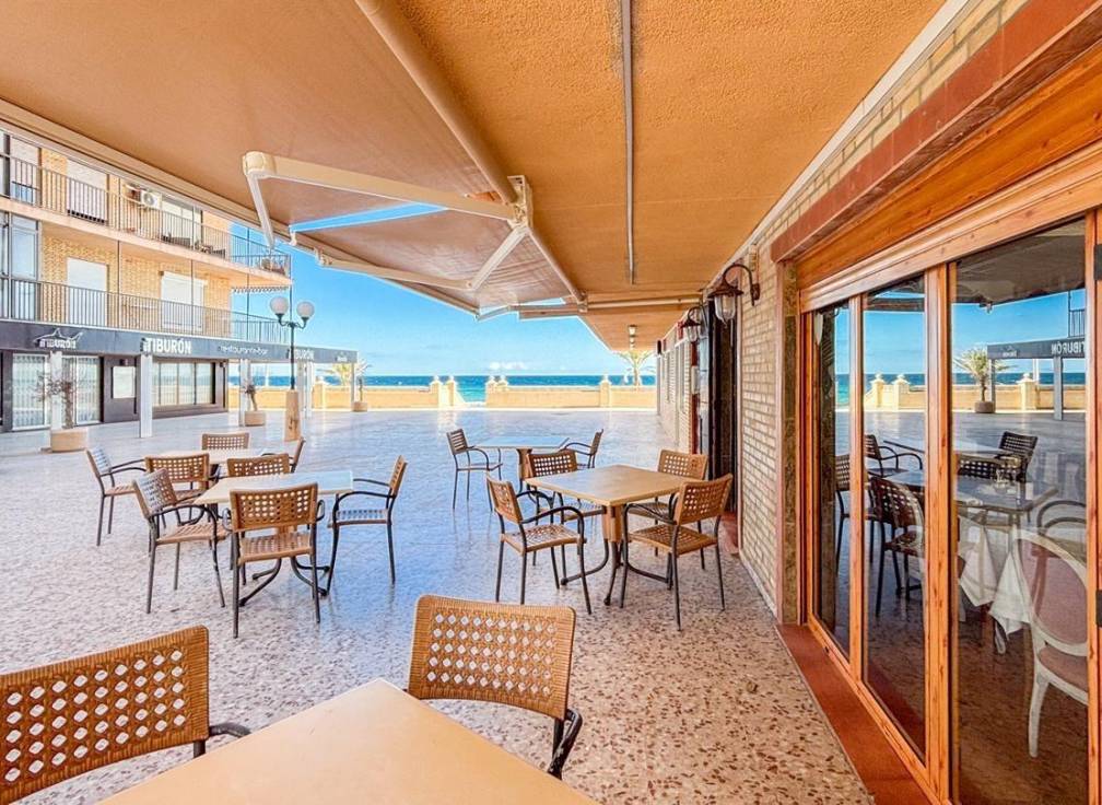 Segunda mano - Local comercial - Arenales del Sol