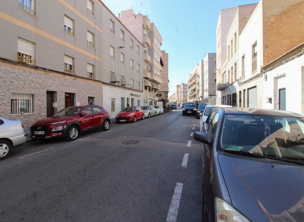 Segunda mano - Local comercial - Elche - Carrus