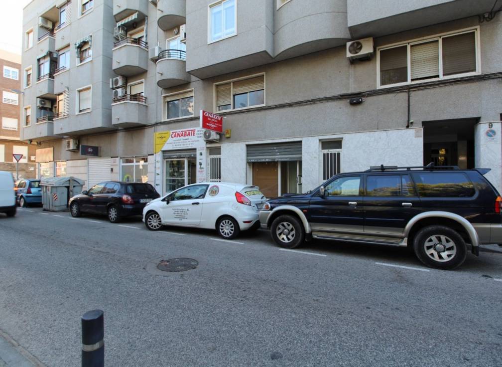 Segunda mano - Local comercial - Elche - Carrus