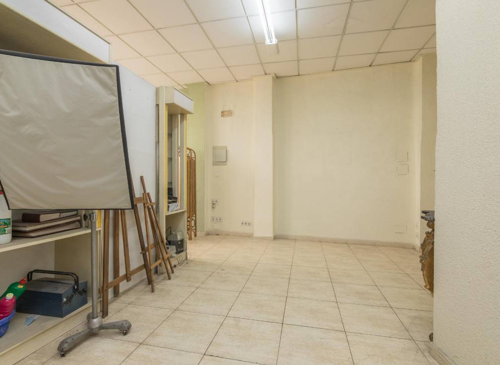 Segunda mano - Local comercial - Elche - Centro