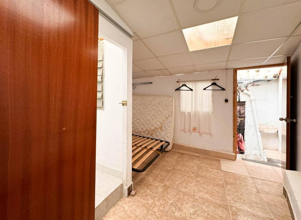 Segunda mano - Local comercial - Elche - Centro