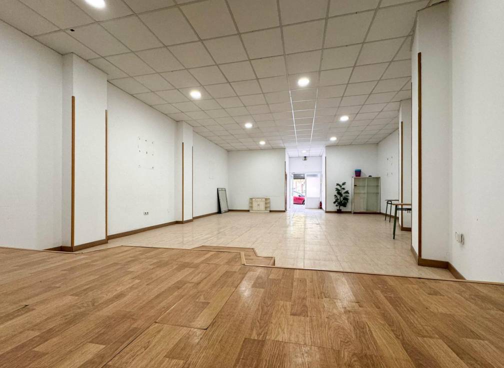 Segunda mano - Local comercial - Elche - Centro