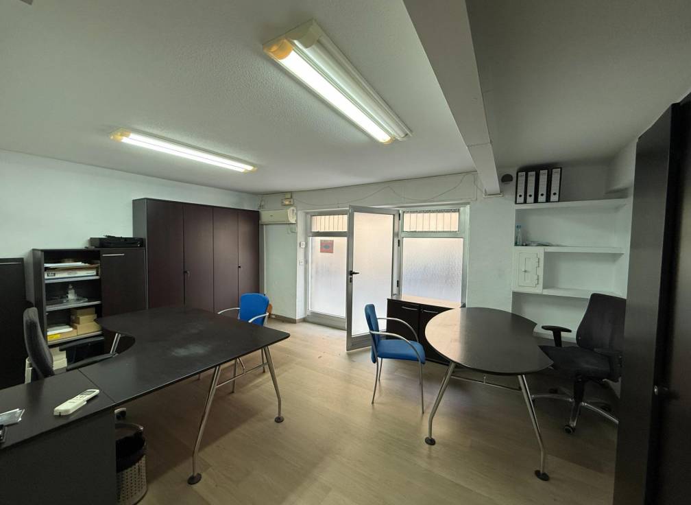 Segunda mano - Local comercial - Elche - Centro