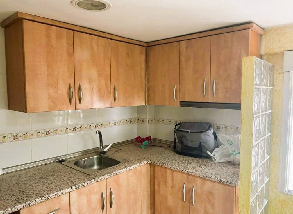 Segunda mano - Local comercial - Elche - Plaza Crevillente-Juzgados