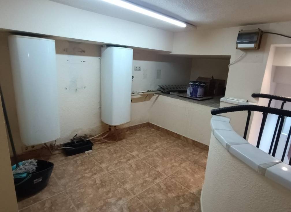 Segunda mano - Local comercial - Elche - Plaza Madrid