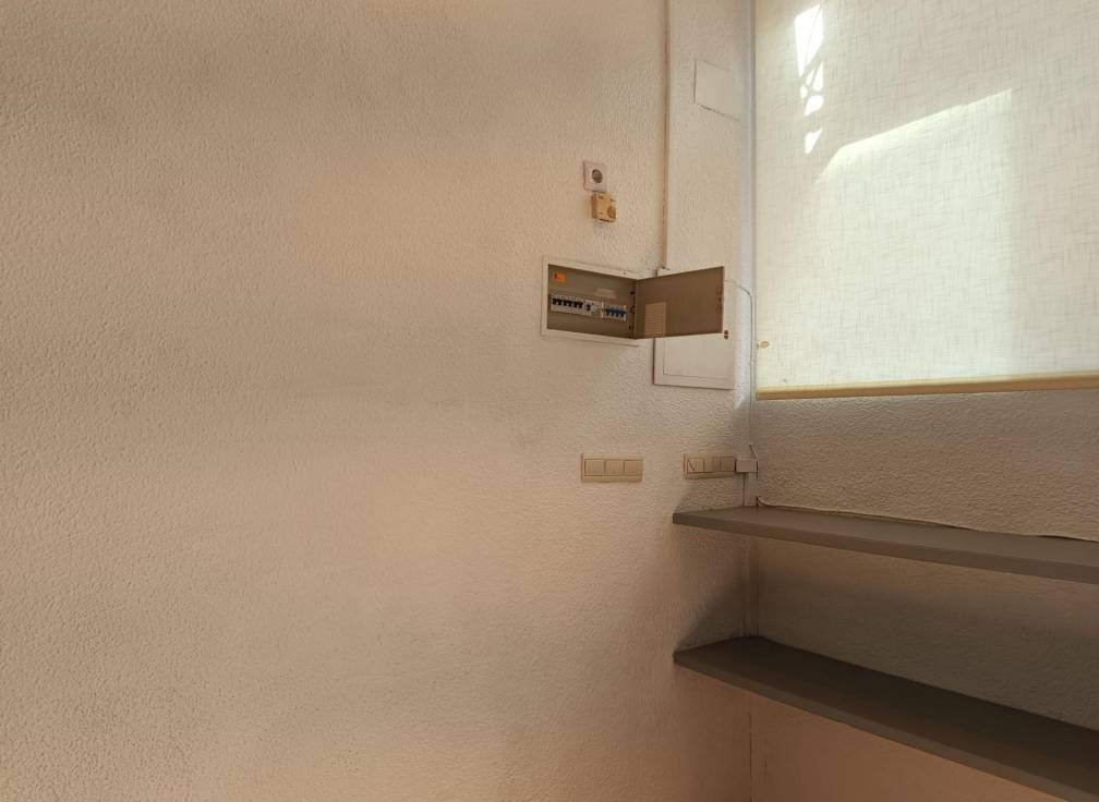 Segunda mano - Local comercial - Elche - Plaza Madrid