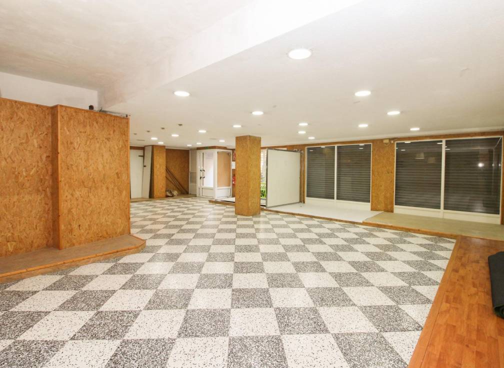 Segunda mano - Local comercial - Elche - Sector Quinto