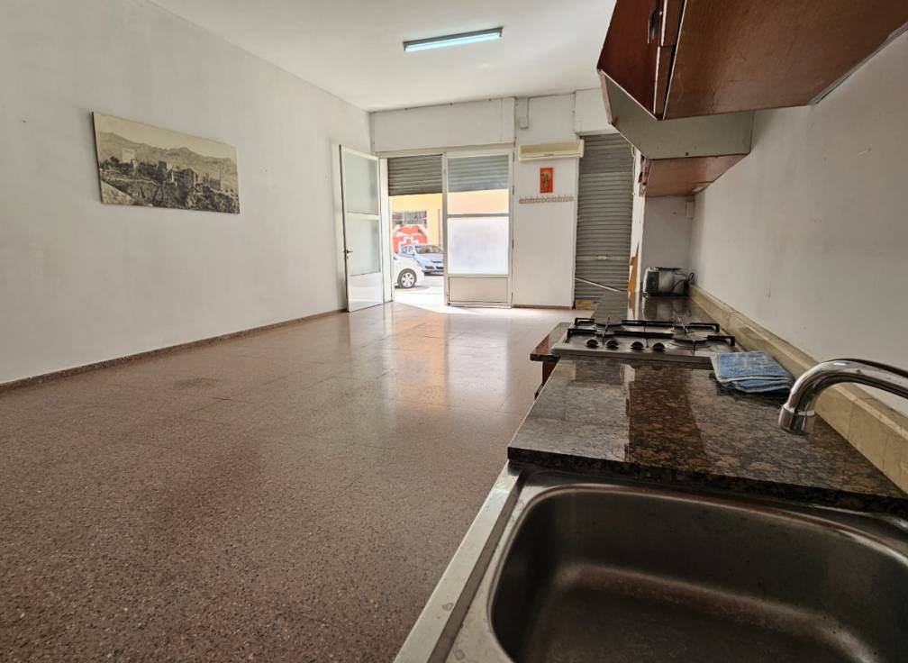 Segunda mano - Local comercial - Novelda - Comunidad valenciana