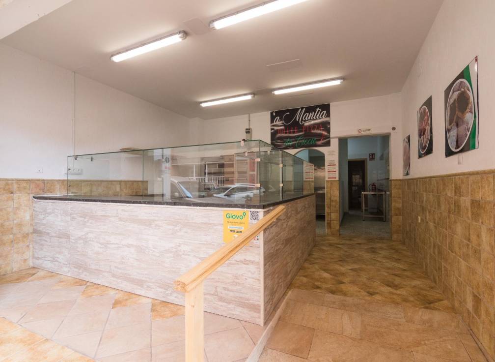 Segunda mano - Local comercial - Santa Pola - Club nautico