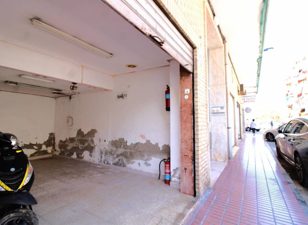 Segunda mano - Local comercial - Santa Pola - Playa Levante