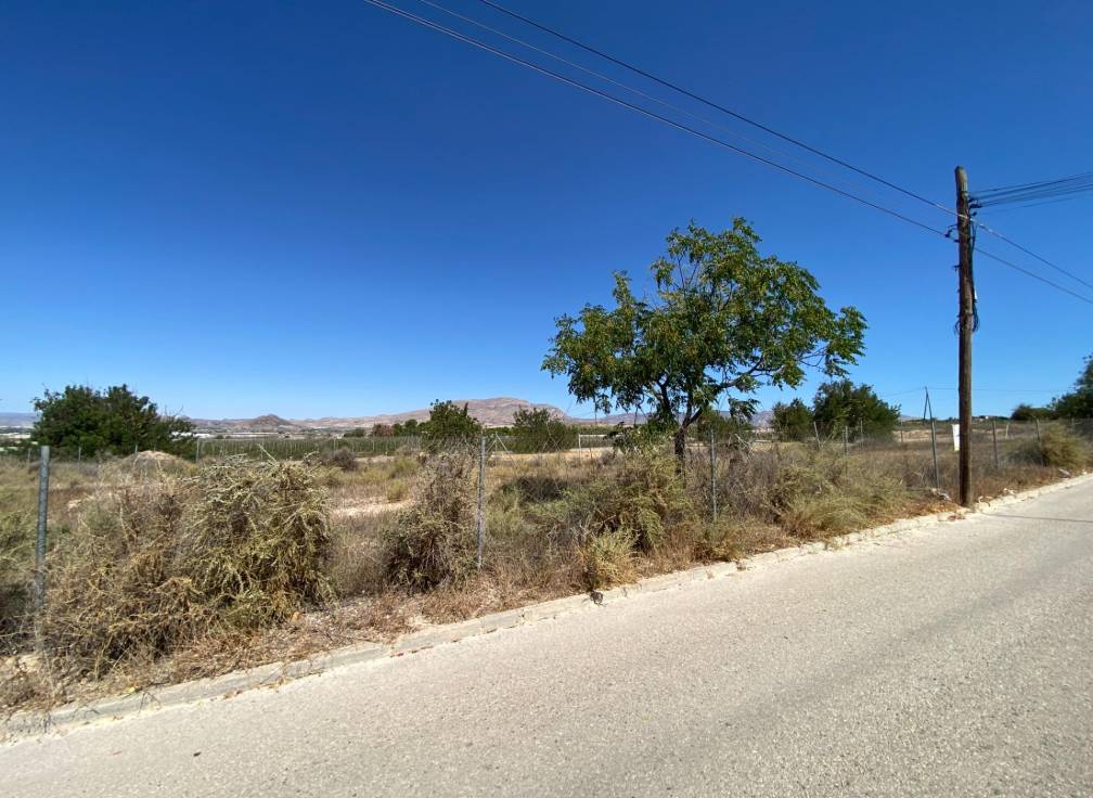 Segunda mano -  - Monforte del Cid - Comunidad valenciana