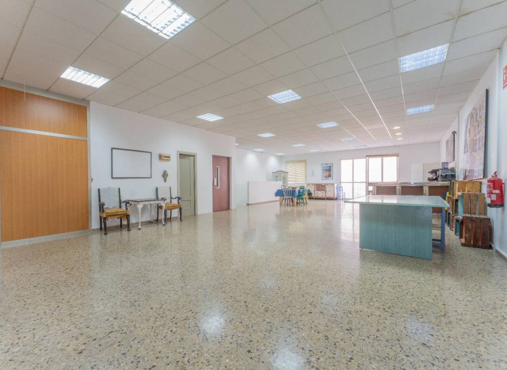 Segunda mano - Nave industrial - Elche - Carrus