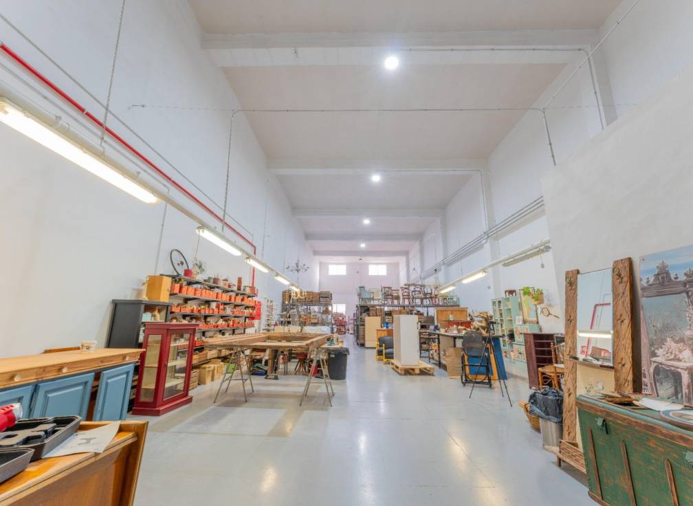 Segunda mano - Nave industrial - Elche - Carrus