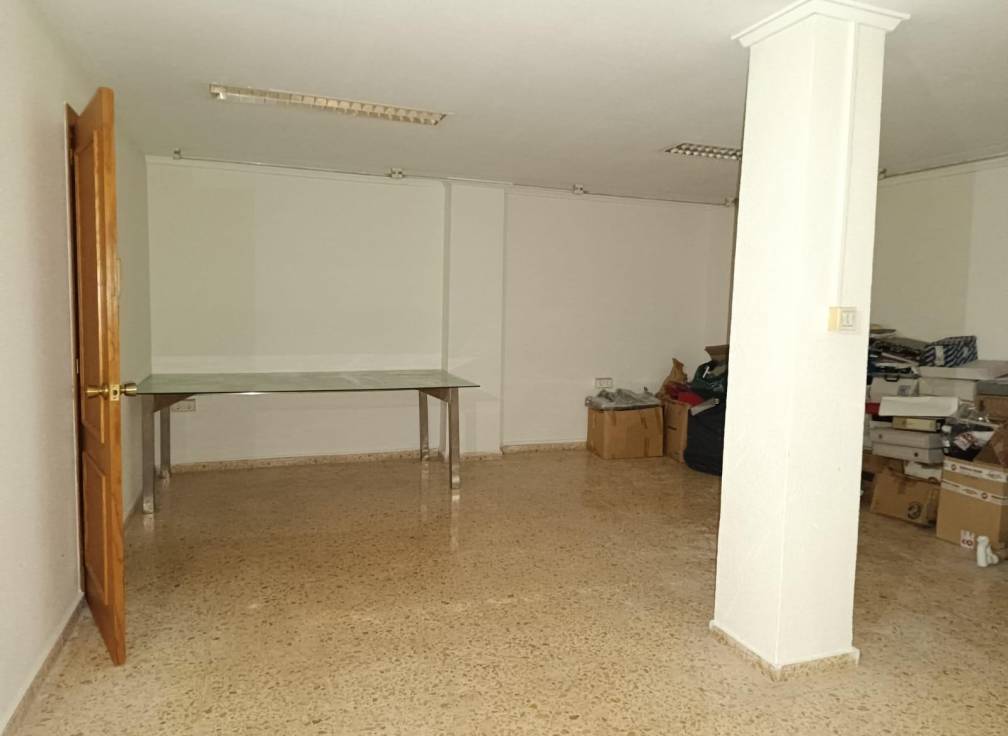 Segunda mano - Oficina - Elche - Corazon de Jesus