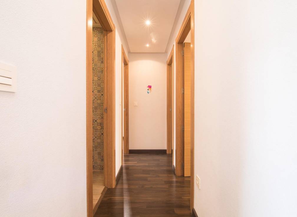 Segunda mano - Piso - Crevillent - Brico depot