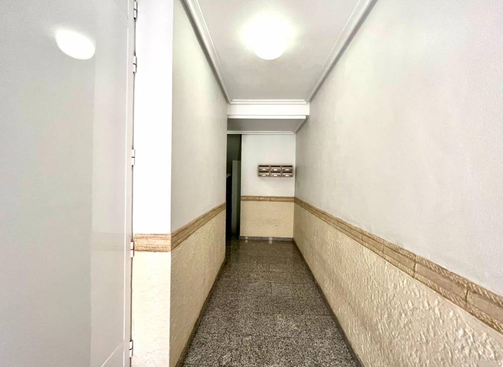 Segunda mano - Piso - Dolores - pueblo