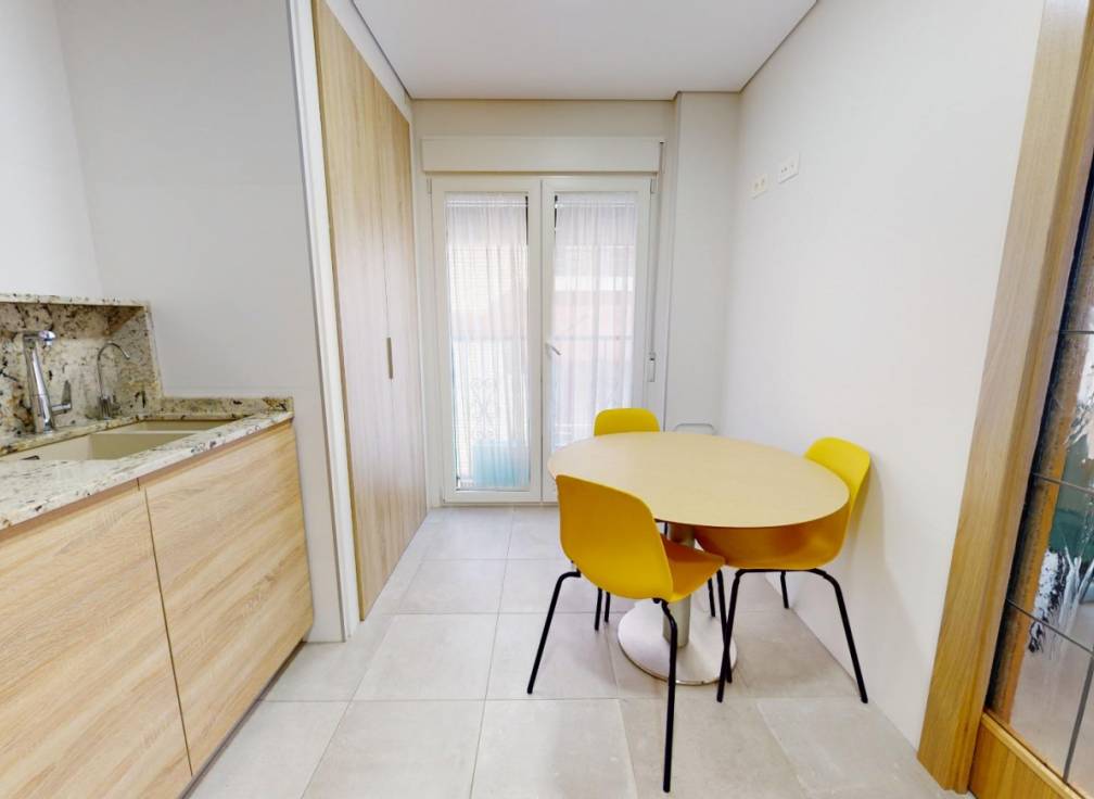 Segunda mano - Piso - Elche - Centro