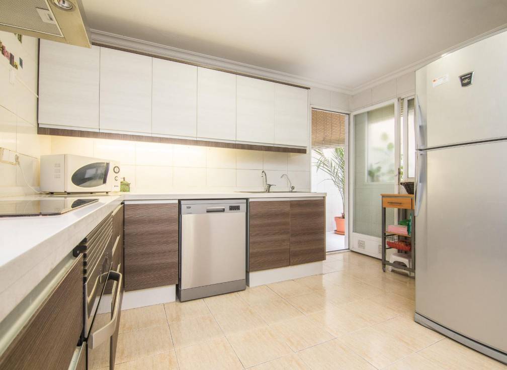 Segunda mano - Piso - Elche - Centro