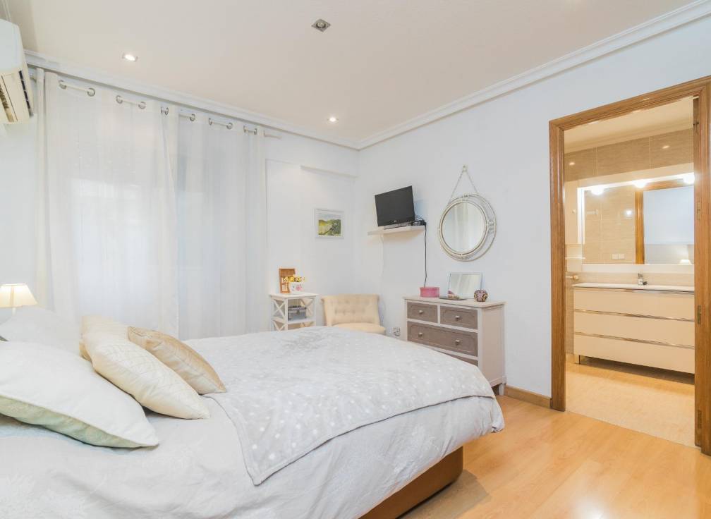 Segunda mano - Piso - Elche - Centro