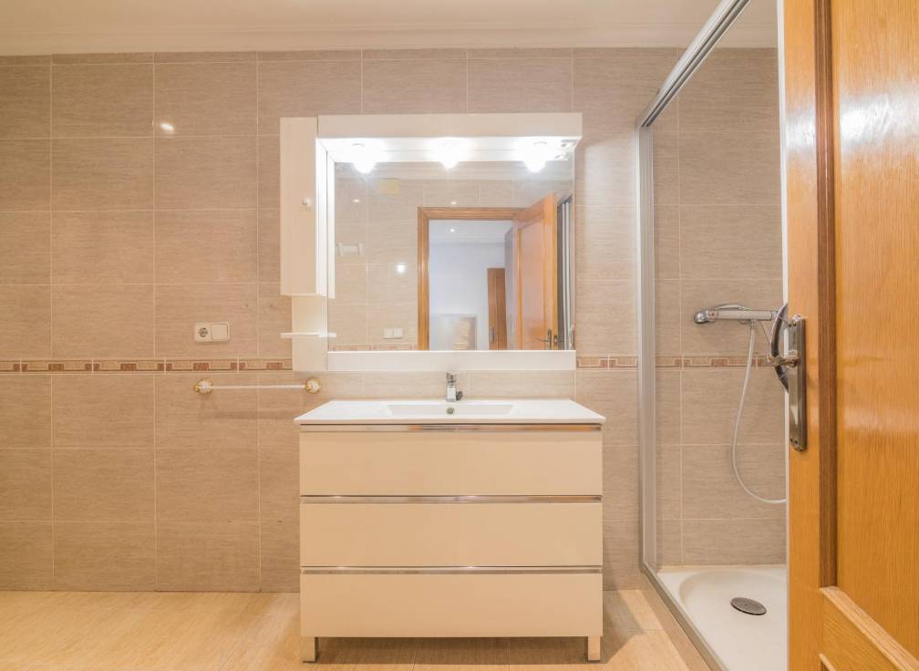 Segunda mano - Piso - Elche - Centro