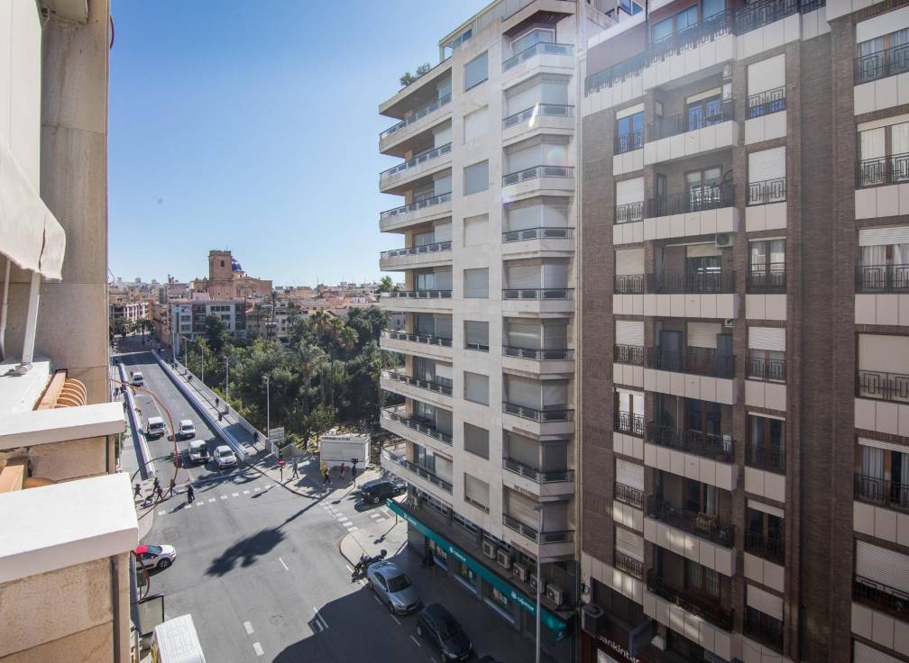 Segunda mano - Piso - Elche - Centro