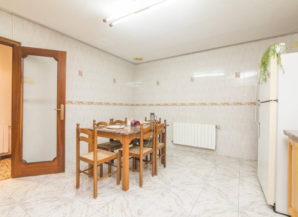 Segunda mano - Piso - Elche - Centro