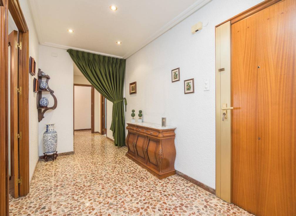 Segunda mano - Piso - Elche - Centro