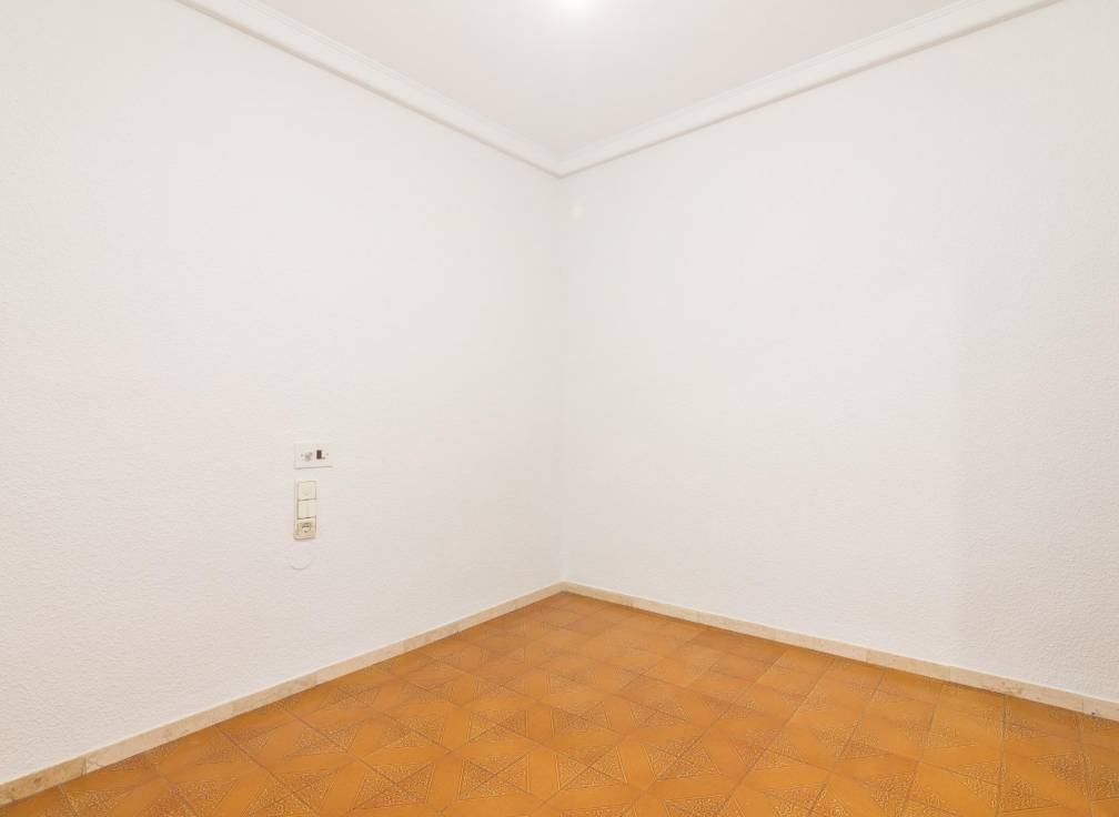 Segunda mano - Piso - Elche - Centro