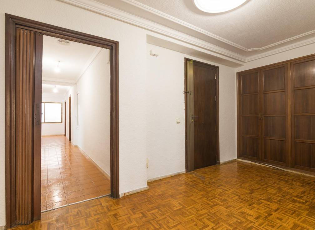 Segunda mano - Piso - Elche - Centro