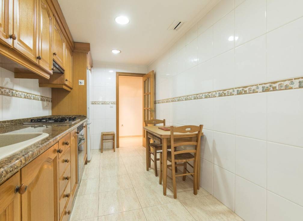 Segunda mano - Piso - Elche - Centro